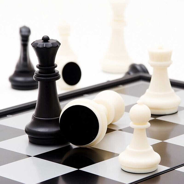 Mini Wooden Magnetic Chess Set