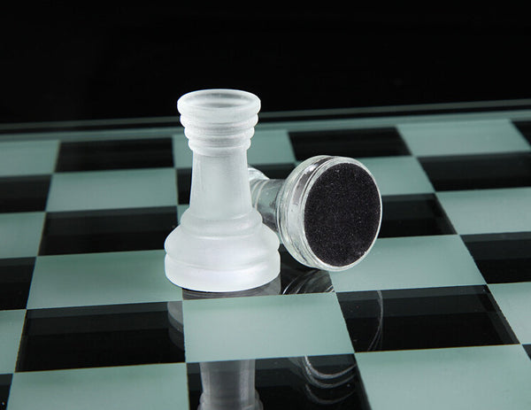 High Quality Beautiful Chess Glass